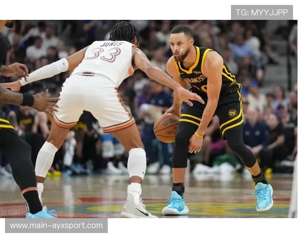 勇士队志在巅峰，争取三连冠，勇士三个冠军的对手是谁